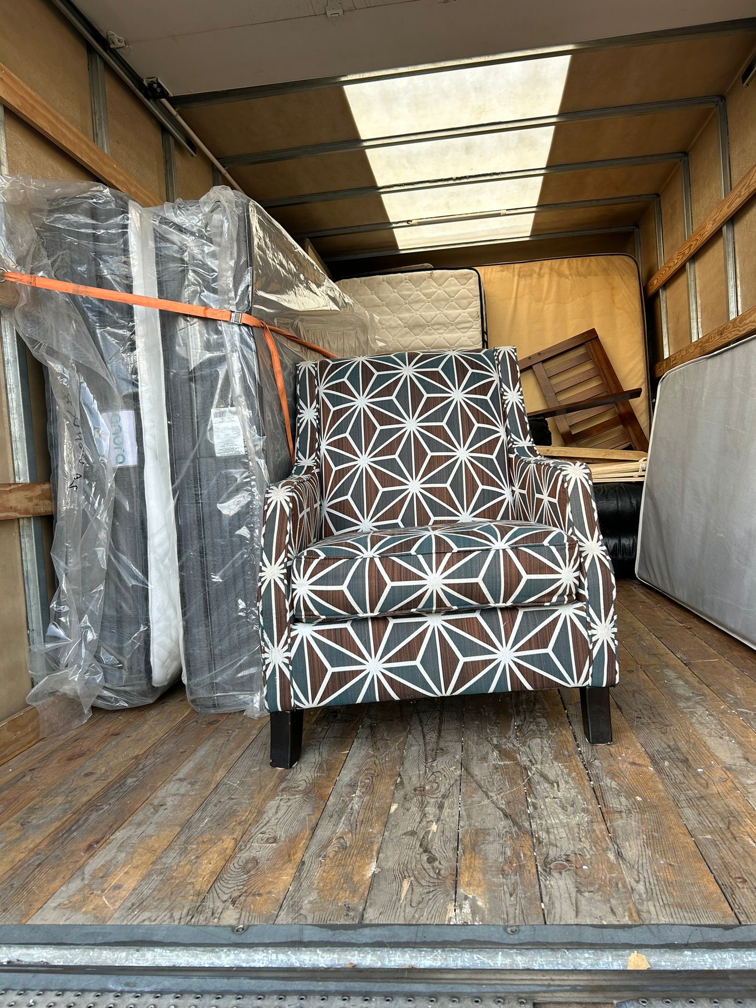 Secure loading and strapping service by Fort St John movers